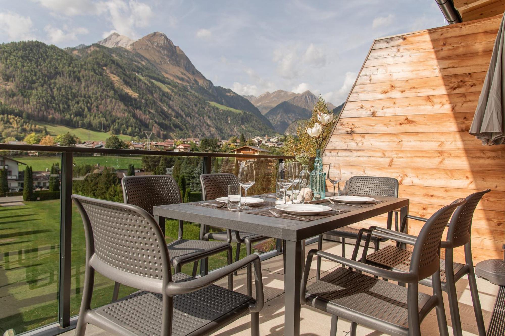 Alpenparks Montana Apartments Matrei in Osttirol Dış mekan fotoğraf